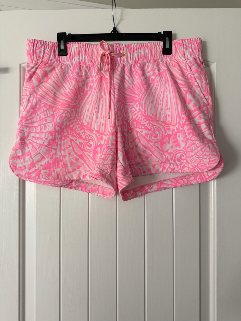NWT Lilly Pulitzer Kylar Knit Short in size XL - original retail $68